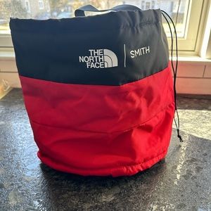 The north face/smith helmet bag